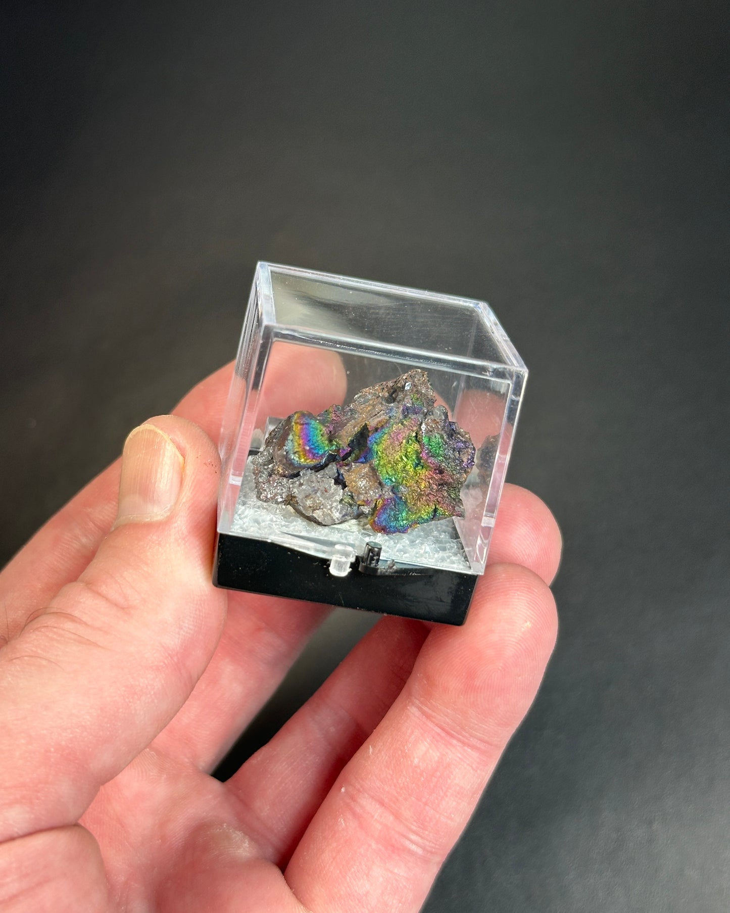 Color-Changing Rainbow Hematite