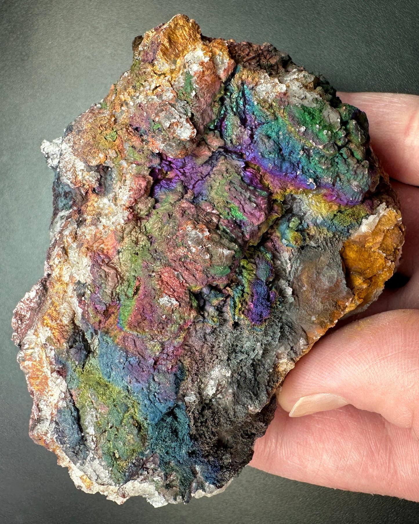 Iridescent Hematite and Goethite on Quartz