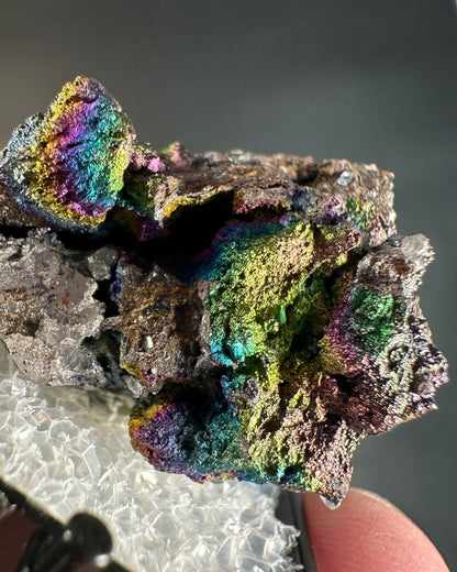 Color-Changing Rainbow Hematite