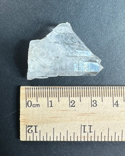 Quartz in Opposite Directions
