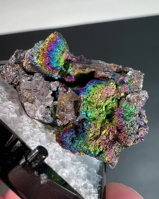 Color-Changing Rainbow Hematite